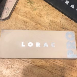 Lorac pro 3 pallet